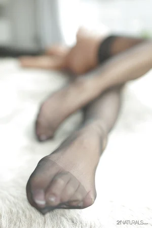 16-71786216_016_aacc